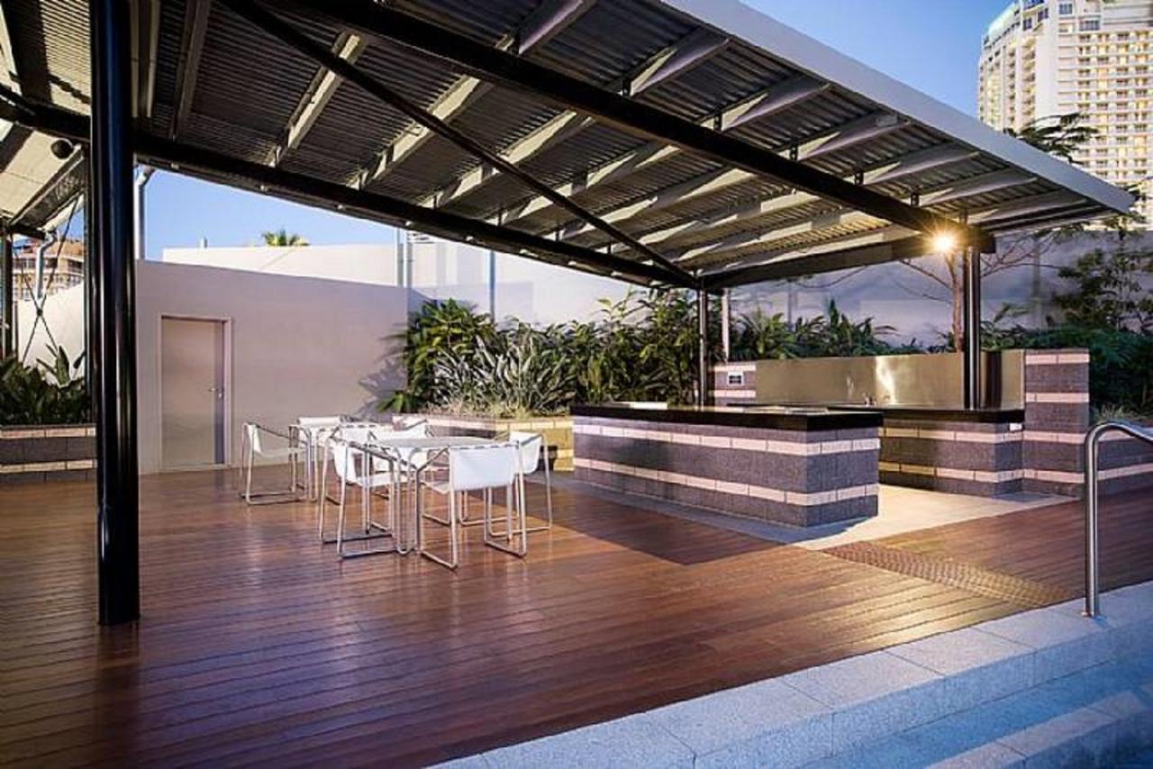 Circle On Cavil Holidays Gold Coast Esterno foto