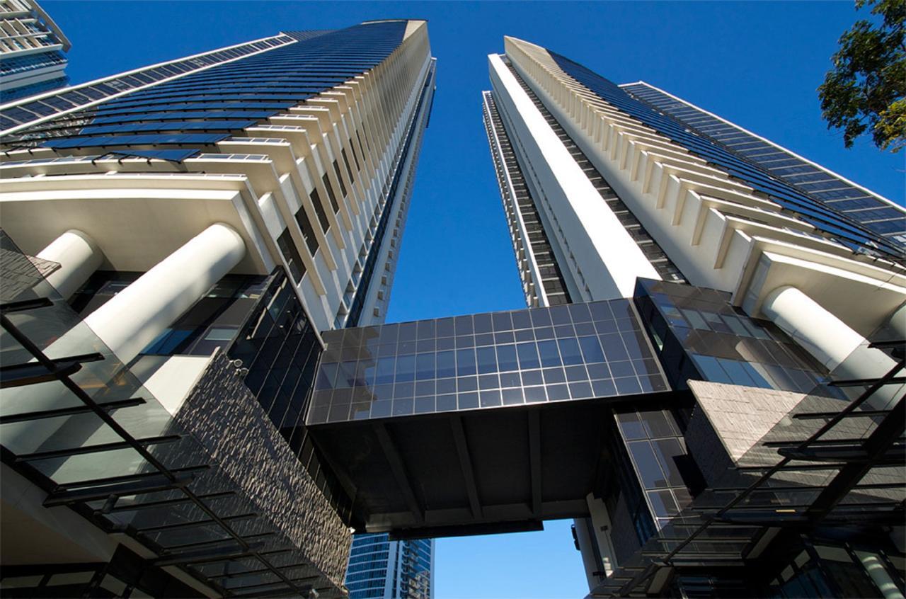 Circle On Cavil Holidays Gold Coast Esterno foto