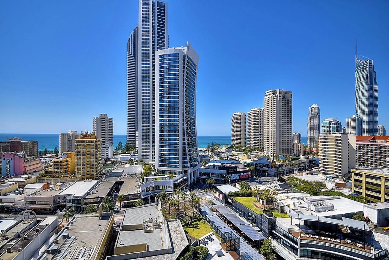 Circle On Cavil Holidays Gold Coast Esterno foto